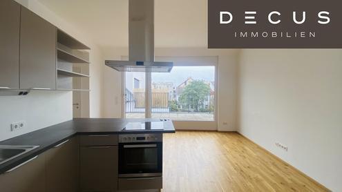 / DACHTERRASSE / IN DEN INNENHOF AUSGERICHTET / 2 ZIMMER / AB 1.01.2025 VERFÜGBAR