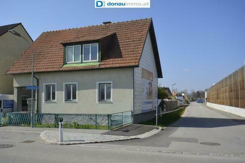 Sanierungsbedürftiges Haus mit Garten in netter Lage in Hadersdorf am Kamp