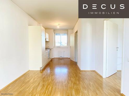 | 2 MONATE MIETZINSFREI | ZWEI ZIMMER | NÄHE HAUPTBAHNHOF | TOLLE WOHNUNG MIT BALKON