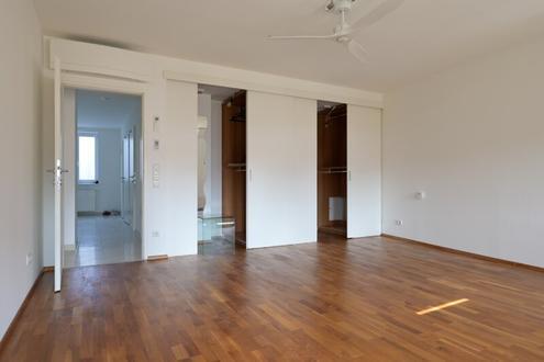 Exklusive Dachgeschoßmaisonette in Top-Lage mit 2 Terrassen und hochwertiger Ausstattung in 1180 Wien - Jetzt zugreifen!