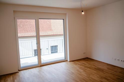 ++ERSTBEZUG - Stadtwohnung im Zentrum - mit Balkon++