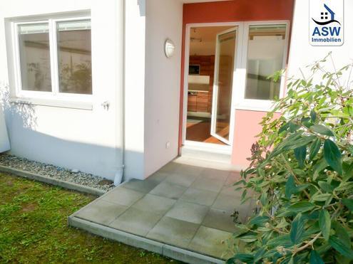 Sehr hübsche und geräumige 51 m² große 2 Zimmer-Gartenwohnung in Ruhelage!