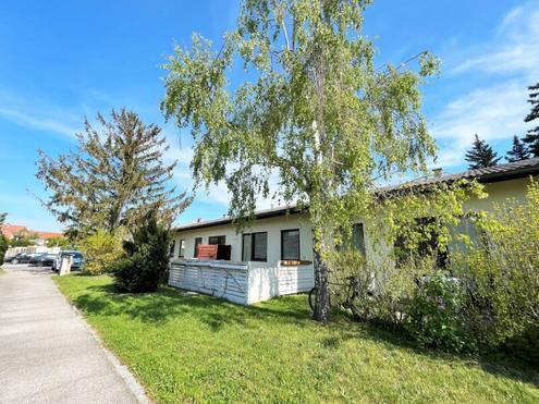 GRÜN - GRÜNER - AM GRÜNSTEN : Apartment mit kleinen Eigengarten.