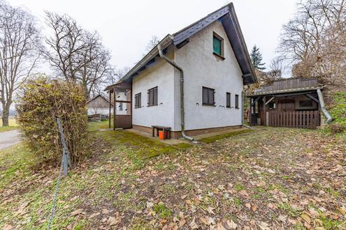 Presshaus mit Garten und Kellerröhre in Ragelsdorf nahe Retz!