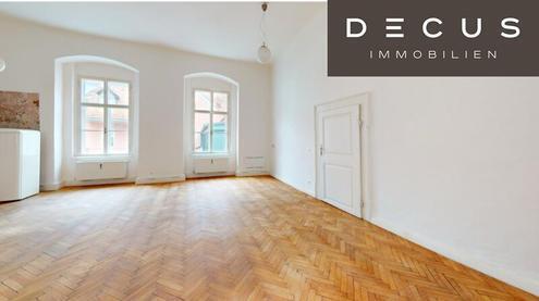 | EXTRAVAGANTE ALTBAUWOHNUNG IN WUNDERSCHÖNEM PALAIS | HELLE ZWEI ZIMMER WOHNUNG | 2. OBERGESCHOSS | SEHR GUTE LAGE