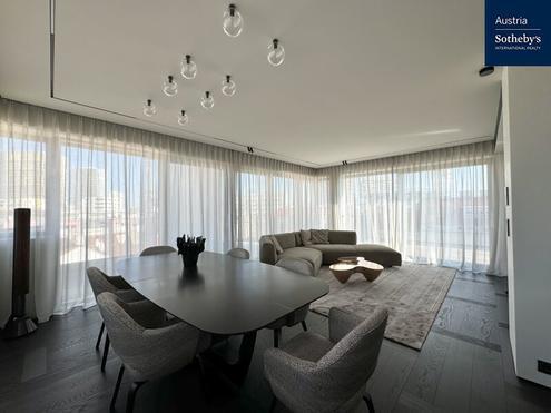 Exklusives MAISONETTE - PENTHOUSE IN MOCCA & CREAM