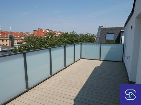 Provisionsfrei: Klimatisierter 69m² DG-Erstbezug + 19m² Terrasse im topsanierten Altbau - 1100 Wien