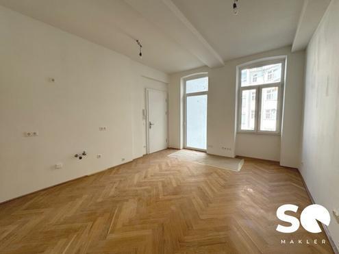 #SQ - ERSTBEZUG: HELLE 2-ZIMMER-ALTBAUWOHNUNG MIT BALKON!