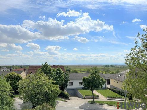 Baugrund mit Weitblick - ca. 1.130m² Grundstücksfläche - Bestandsgebäude vorhanden - Nähe: Strandbad Neusiedl am See un…