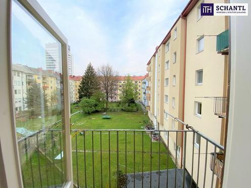 Moderne Stadtwohnung mit Balkon und Stadtblick in zentraler Lage - 70m² für nur 820,01 Miete!