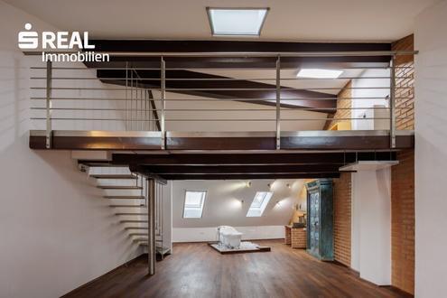 Loft-Exklusivität direkt im Zentrum von Korneuburg - Dachgeschosswohnung mit Galerie & Terrasse