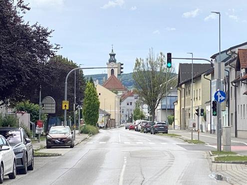 Jetzt oder Nie - Zentrumsnahes Baugrundstück mit Altbestand!