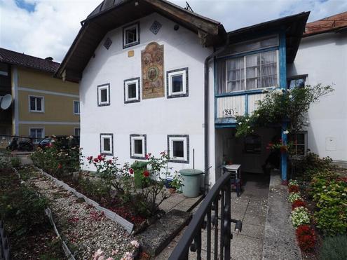 ZINSHAUS NAHE ZENTRUM - IM BAULAND KERNGEBIET ZU VERKAUFEN