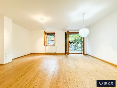 MEDITERRANER TRAUM IN KLOSTERNEUBURG - TRAUMHAFTE 3 ZIMMER GARTENWOHNUNG MIT EINZIGARTIGEM FLAIR - INKL. STELLPLATZ