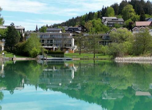 Seewohnung am Faaker See mit vollem Seeblick