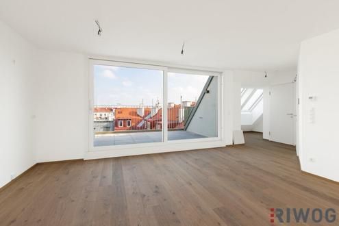 ERSTBEZUG MIT FERNBLICK | Dachgeschoss mit ca. 12 m² INNENHOF-TERRASSE | TG-Stellplatz optional | Nachhaltiges Wohnbaup…