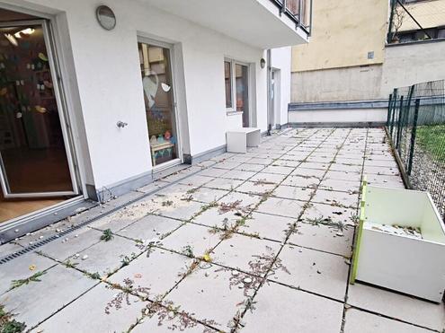 UNBEFRISTET, HOFRUHELAGE, 106 m2 Neubau mit 41 m2 Terrasse, Wohnküche, 3 Zimmer, Wannenbad, Parketten, gefördert, Hardt…