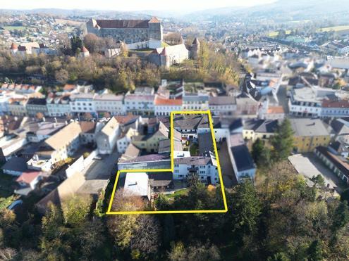 ZINSHAUS MIT 1420m² Nfl. IM ZENTRUM VON NEULENGBACH