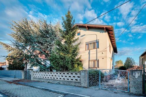 Einfamilienhaus am Stadtrand