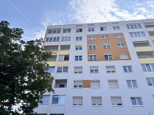 ++Erstbezug - top sanierte ETW mit Lift und Balkon in der Stadt++