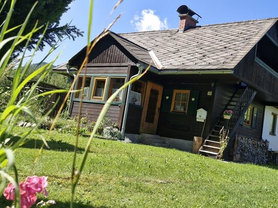 Liebliches, uriges Wohn- oder Ferienhaus in Ruhelage