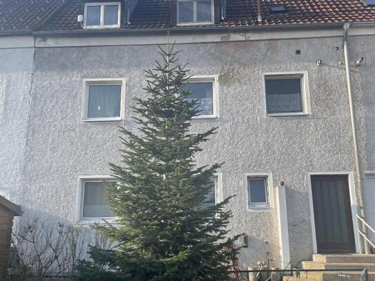 Charmantes Mehrfamilienhaus in ruhiger, zentraler Lage! Perfekt für Anleger!