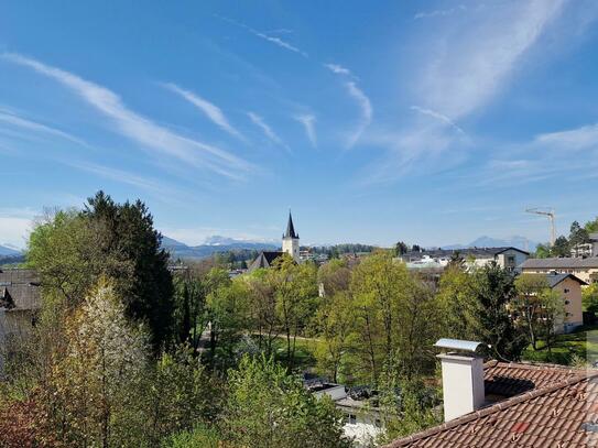 Legen Sie IHR ANGEBOT - Großzügige Eigentumswohnung mit Loggia und Dachterrasse mit herrlichem Ausblick in Henndorf am…