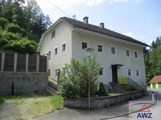 Bastlerhaus mit Wald in einem kleinen Ort Nähe Altenfelden!