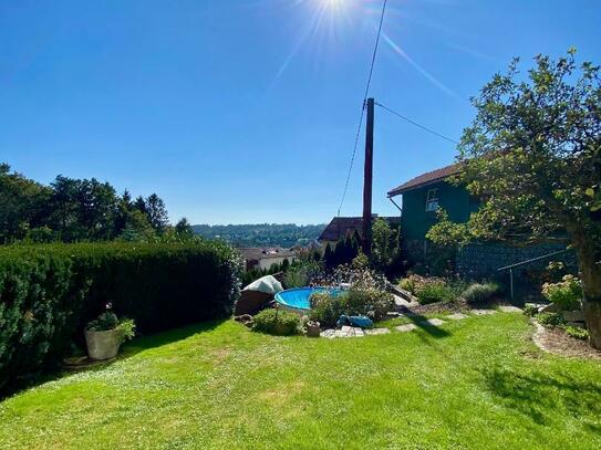 Pöstlingberg: Einfamilienhaus mit Einliegerwohnung, Aussicht und Pool!