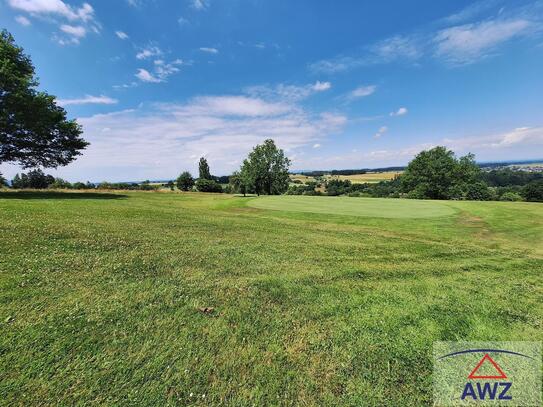 Wohnen am Golfplatz!