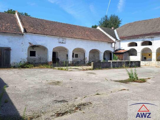 Vierkanthof im Sankt Pöltener Zentralraum!