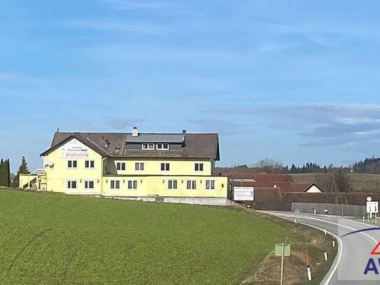 Größeres Zinshaus / Ertragshaus mit vielen Nutzungsmöglichkeiten zu verkaufen!