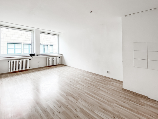 3 Zimmer – renoviert – zentrale Lage – Immobilien Gallery GmbH