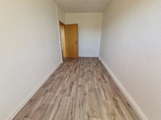3-Zimmer-Wohnung im Erdgeschoss mit Einbauküche zu vermieten