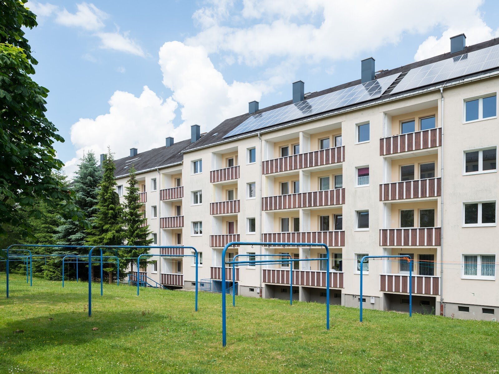                                                               3-Zimmer-Wohnung mit 2 NKM frei* in Neuhausen/ Erzgebirge zu vermieten!                                                       in Neuhausen (München)