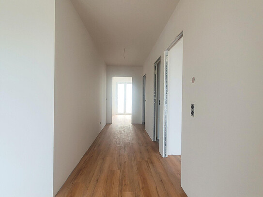 Erstbezug Neubau - Exklusive 5-Zimmer-Whg. mit Balkon und Fußbodenheizung