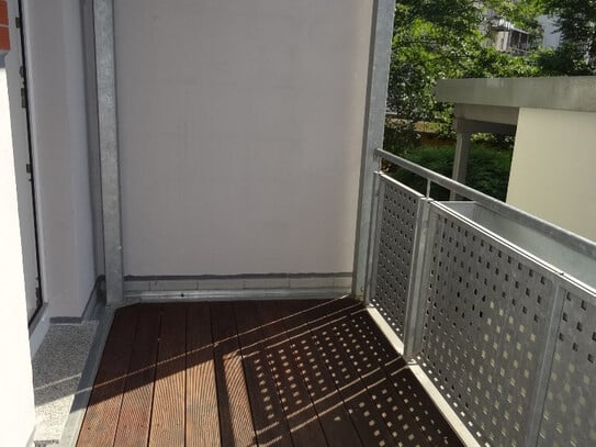 Schöne neu sanierte 3-Zimmer Wohnung mit West-Balkon in Schleußig