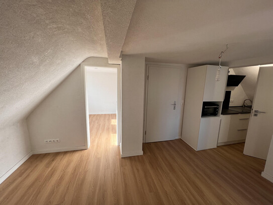 Moderne 2 Zimmerwohnung im Hinterhaus