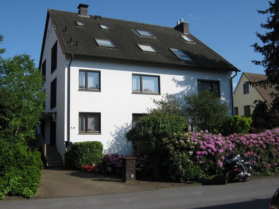 Haus im Haus / gepflegte Maisonette Wohnung mit Terrasse / Garten