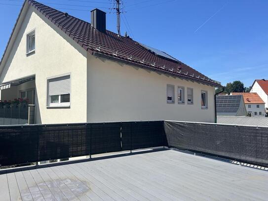 Perfekte 1-Zimmer-Studio Wohnung mit großer Terrasse! Lauterhofen - Traunfeld