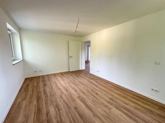 Stadtnah + grün! Neuwertige 3-Zimmer-Wohnung mit Südwestbalkon! TG möglich!