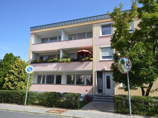 Perfekt für das Paar! Großzügige 2,5-Zimmer-Wohnung, Neumarkt - Weinbergerstraße