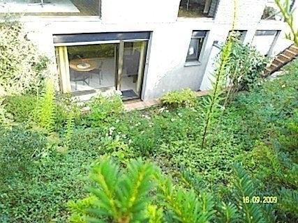 Möbliertes Apartment mit Terrasse in Rodenkirchen – zeitwohnen.de