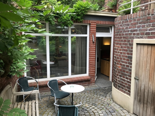 Ruhiges Apartment in Köln Riehl – zeitwohnen.de