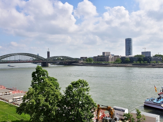 Rheinblick und mitten im Szeneviertel! – zeitwohnen.de