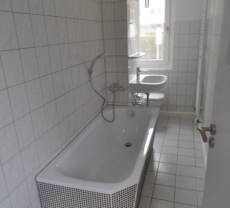 2-Raum-Wohnung mit Balkon im Wasserturmgebiet