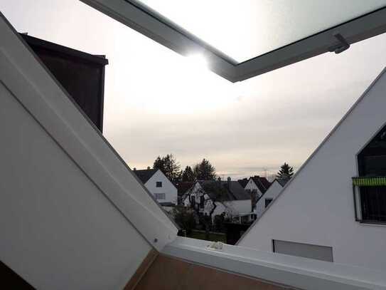 Ruhige 2-Zi. Dachgeschosswohnung ab 01.05.2025 oder Vereinbarung zu vermieten