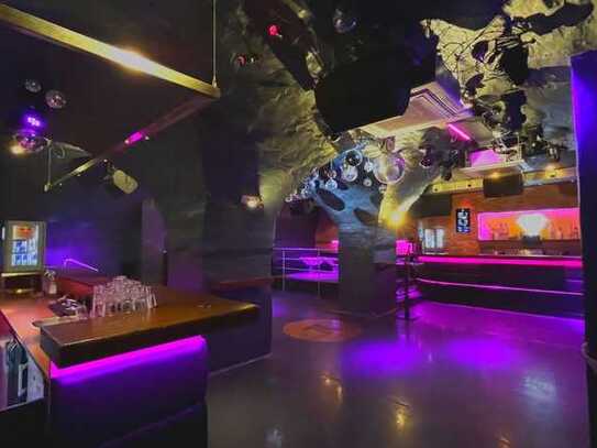 Exklusive Disco/Club/Lounge/Bar in Augsburger Fußgängerzone_vielseitig nutzbar_Inventar zur Ablöse