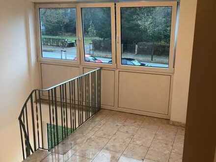 Einfamilienhaus inkl. Garten und Garage + 5 weitere Wohnungen