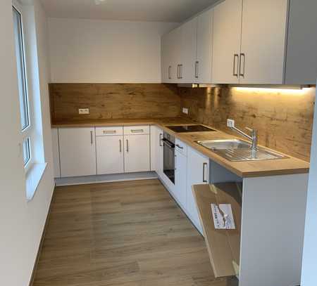 FÜR KAPITALANLEGER! Penthouse-Wohnung mitten in Lützenhardt (Wohnung 16, DG)